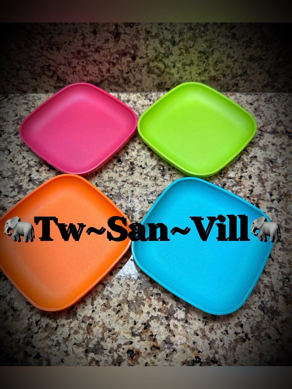 Tupperware Toys Square Plates Set Of 4.